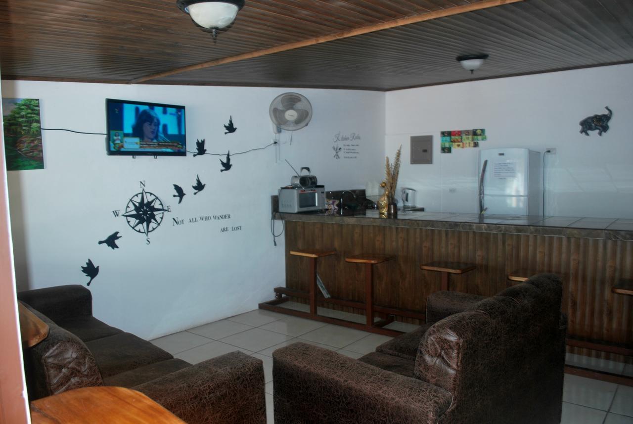 קפוס Passifloras Hostel מראה חיצוני תמונה