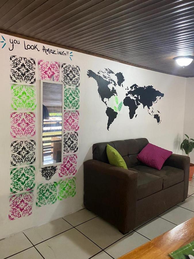 קפוס Passifloras Hostel מראה חיצוני תמונה